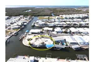 2950 Skipper Ln, St James City