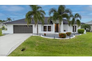 3728 Se 18th Ave, Cape Coral