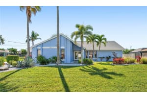 624 Sw 35th St, Cape Coral