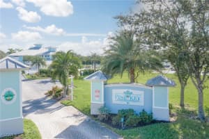 1050 Hancock Creek South Blvd 203, Cape Coral