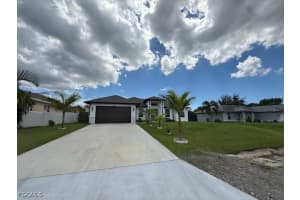 1108 Ne 19th Ter, Cape Coral