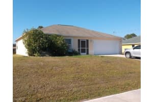 913 Sara Ave N, Lehigh Acres