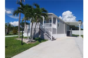 63 Poplar Pl, Fort Myers