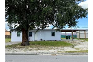 205 Martin Dr Ne, Port Charlotte