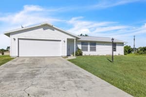 2426 Ne 23rd Ave, Cape Coral