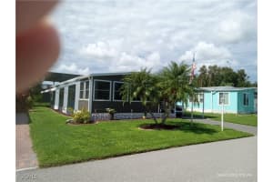 2787 Breezewood Dr, North Fort Myers