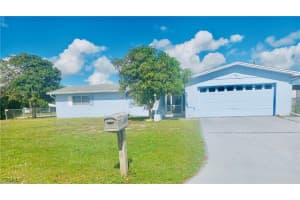 501 Parkside St, Lehigh Acres