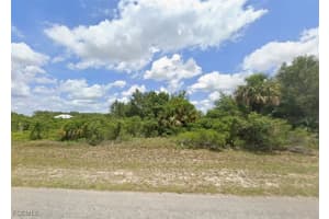 8007 Mangrove Cir, Labelle
