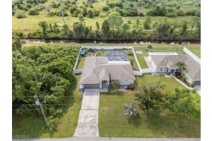 1021 Alvin Ave, Lehigh Acres