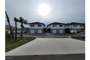 3519 Sw Santa Barbara Pl 30, Cape Coral