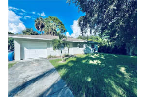 13926 Matanzas Dr, Fort Myers