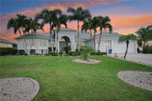 11558 Royal Tee Cir, Cape Coral