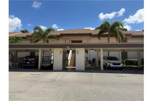5650 Trailwinds Dr 124, Fort Myers