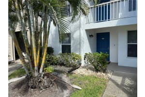 5455 Peppertree Dr 7, Fort Myers