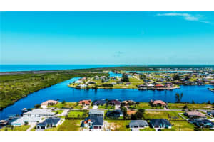 4623 Jacaranda Pkwy W, Cape Coral