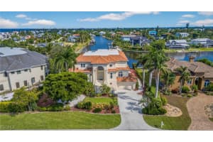 859 Limpet Dr, Sanibel