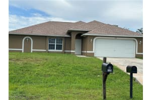 1405 Sw 10th St, Cape Coral