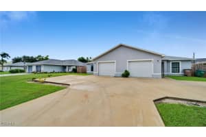 324/326 Se 16th Pl 326, Cape Coral