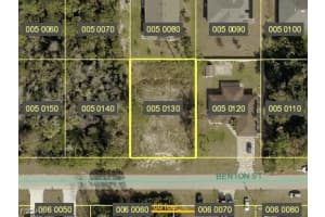 5418 Benton St, Lehigh Acres