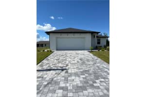 2207 Nw 25th Ln, Cape Coral