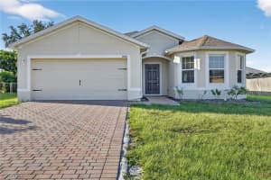 1420 Nw 1st Ter, Cape Coral