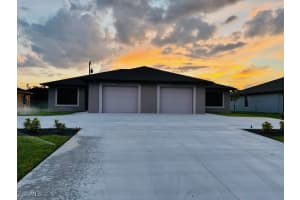 4608 Sw 8th Ct, Cape Coral