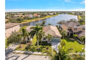 2711 Blue Cypress Lake Ct, Cape Coral