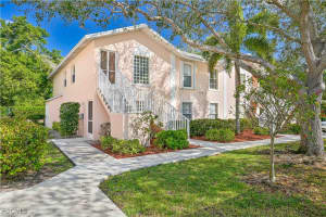 26735 Little John Ct 25, Bonita Springs
