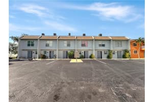 1123 Sw 48th Ter 103, Cape Coral 1123 Sw 48th Ter 103, Cape Coral