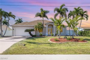 532 W Archer Pkwy, Cape Coral 532 W Archer Pkwy, Cape Coral