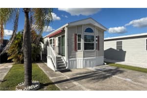 8539 Pepperwood Dr, Estero