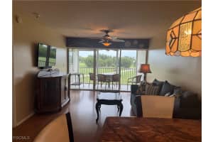1580 Pine Valley Dr 217, Fort Myers