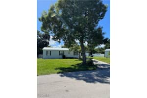734 Midstate Loop, Clewiston