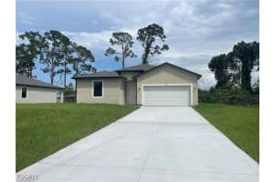 3032 W Briarwood Cir, Labelle