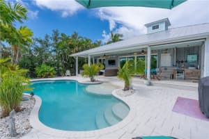 14390 Tamarac Dr, Bokeelia