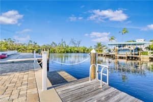 2790 Teal Ct, St James City