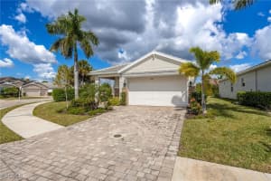 16697 Seasons Coast Dr, Bonita Springs