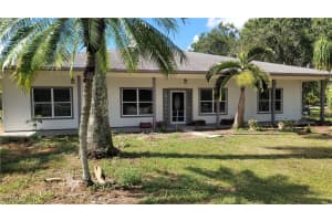 7820 Rich Rd, North Fort Myers