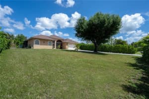 6817 Eagle St, Fort Myers