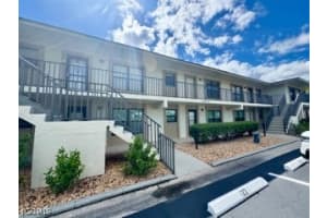 16805 Davis Rd 123, Fort Myers