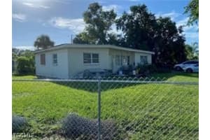 1341 Gardenia Ave, Fort Myers