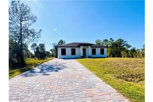 946 Panda Dr, Lehigh Acres 946 Panda Dr, Lehigh Acres