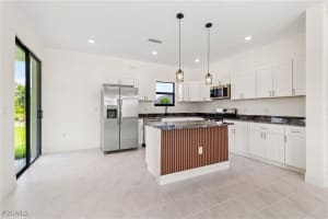 2906 50th St W, Lehigh Acres