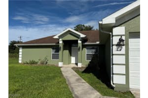 175 Beckley Dr, Lehigh Acres