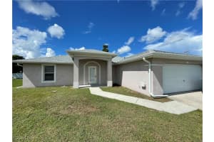 1005 Sw 32nd Ter, Cape Coral
