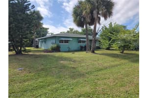 1750 Bikini Ct, Cape Coral 1750 Bikini Ct, Cape Coral