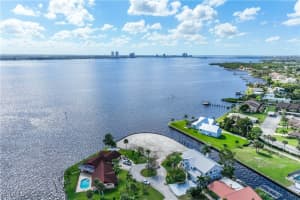 7152 Reymoor Dr, North Fort Myers