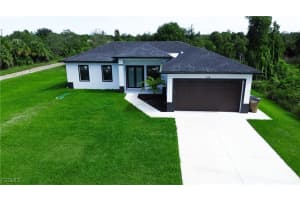 519 Lone Star Ln, Lehigh Acres