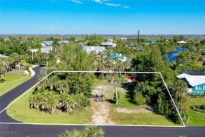 1653 Bunting Ln, Sanibel