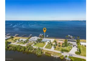 2192 8th Ave, St James City 2192 8th Ave, St James City